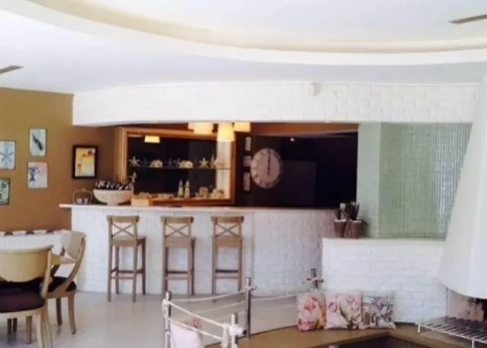 Marina Sahil Aparthotel