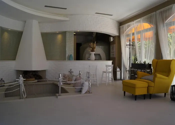 Marina Sahil Aparthotel Çeşme