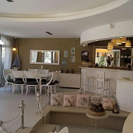 Aparthotel Marina Sahil 3*