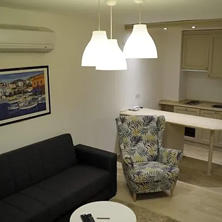 Marina Sahil Aparthotel