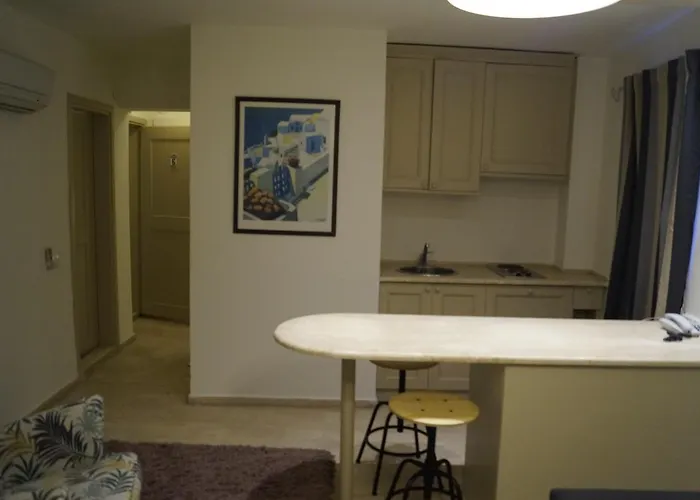 萨赫勒码头公寓式酒店 Çeşme